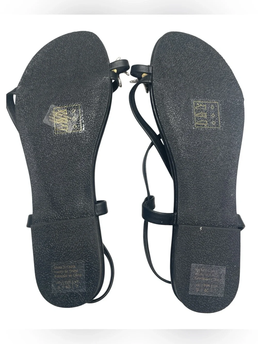 Roxy Black Flat Sandals with Starfish Size 9 NWT
